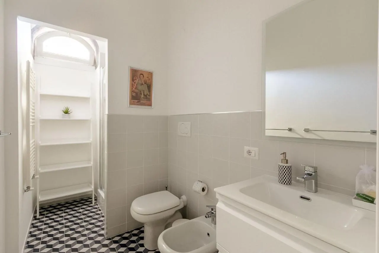 Maroncelli Apartment Milan